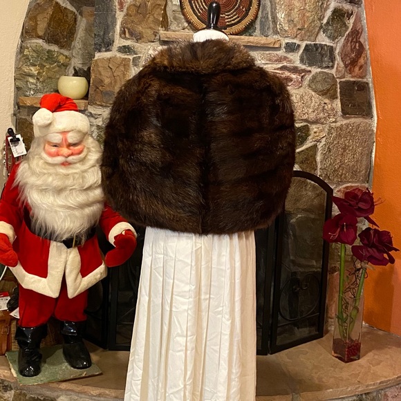 Mink stole cape - Picture 4 of 7